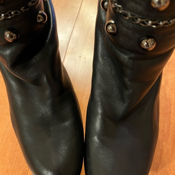 Stuart Weitzman embellished pull up boots - Picture 12 of 16